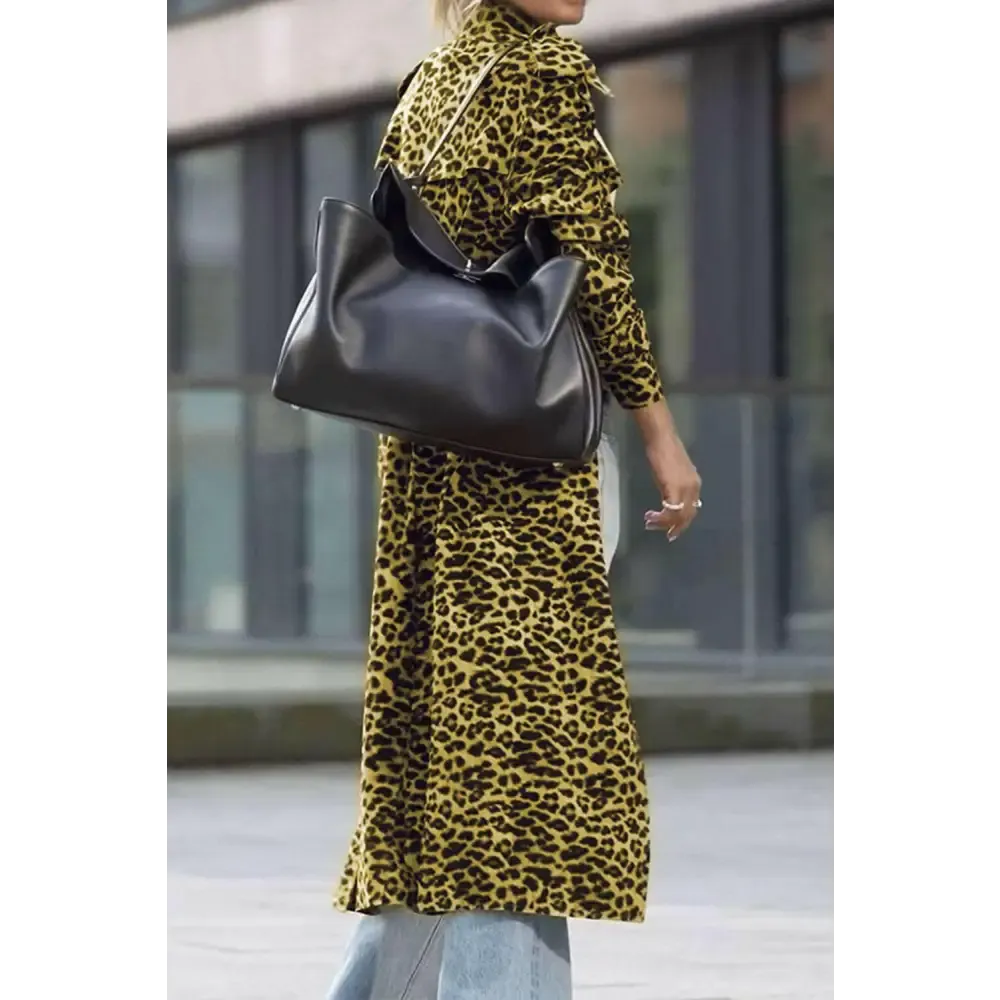 Elegant Leopard Collared Trench Coat for Luxury Fashion Enthusiasts